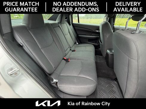 Used 2011 Chrysler 200 LX FWD image 18