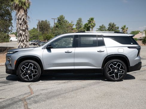 New 2026 Chevrolet Traverse High Country image 7