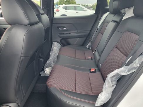 New 2026 Nissan Kicks SR w/ Cold Weather Package AWD/4WD image 31
