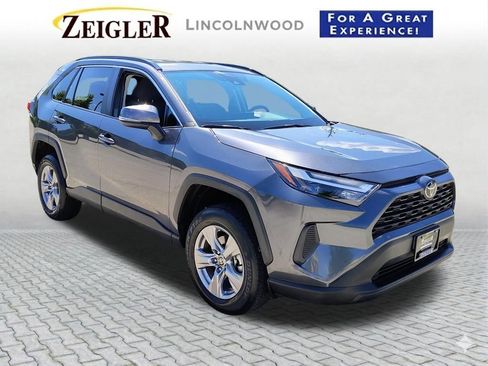 Used 2025 Toyota RAV4 XLE FWD image 3
