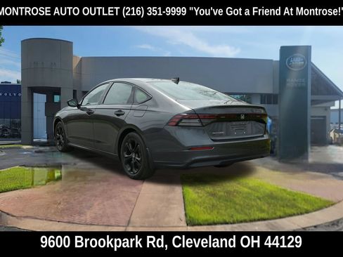 Used 2025 Honda Accord SE image 11