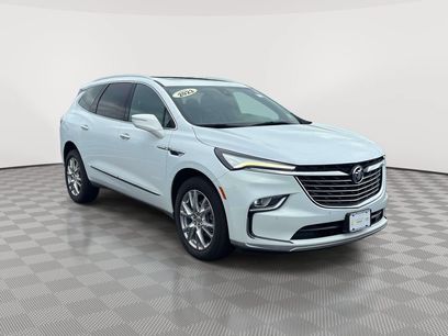 Used 2023 Buick Enclave Essence w/ Experience Buick Package