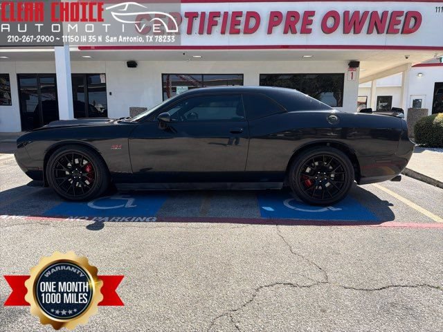 Used 2014 Dodge Challenger SRT8 w/ Harman/Kardon Audio Group RWD image 1
