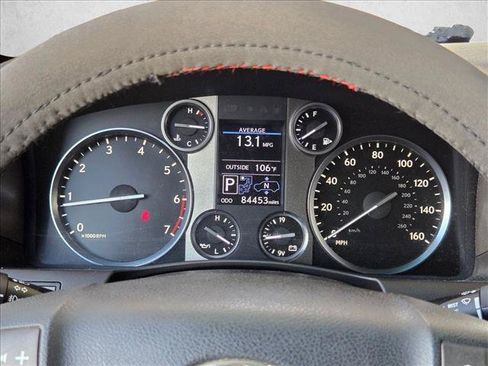 Used 2013 Lexus LX 570 4WD w/ Luxury Pkg w/Pre-crash image 13