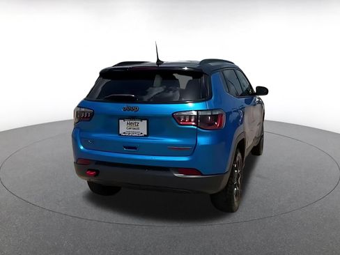 Used 2025 Jeep Compass Trailhawk AWD/4WD image 14