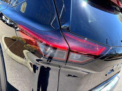Certified 2023 Nissan Rogue SL w/ SL Premium Package AWD/4WD image 33