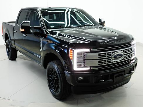 Used 2018 Ford F250 Platinum w/ Platinum Ultimate Package image 75