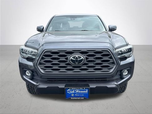 Used 2021 Toyota Tacoma TRD Off-Road w/ Technology Package AWD/4WD image 3