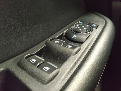 Used 2023 Ford Edge SEL w/ Convenience Package image 27