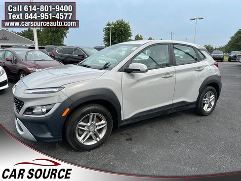 Used 2023 Hyundai Kona SE AWD/4WD image 3