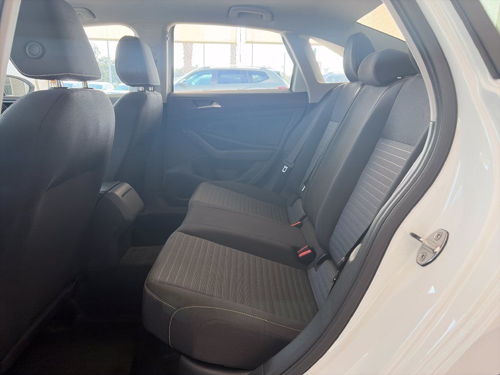 Certified 2026 Volkswagen Jetta S FWD image 27