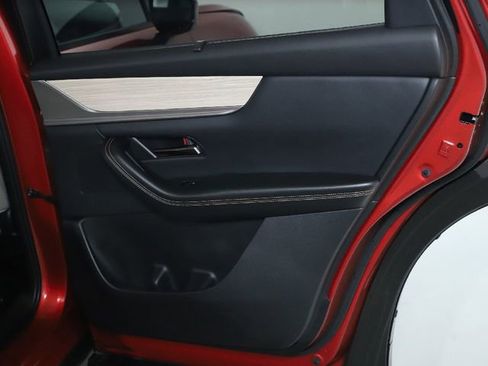 Certified 2025 MAZDA CX-70 Plug-In Hybrid w/ Premium Pkg image 27