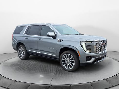 Used 2026 GMC Yukon Denali w/ Denali Reserve Package AWD/4WD image 1