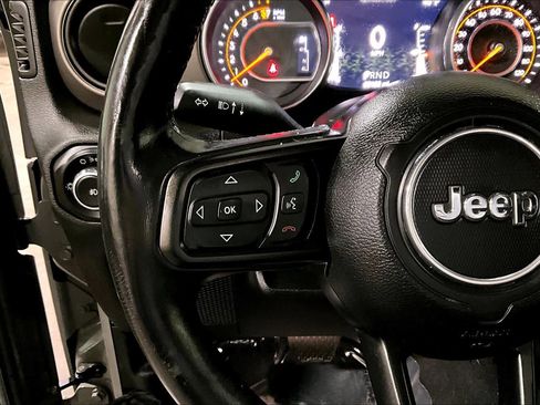 Used 2018 Jeep Wrangler Unlimited Sport S image 23