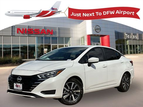 New 2025 Nissan Versa SV w/ Trunk Package image 1