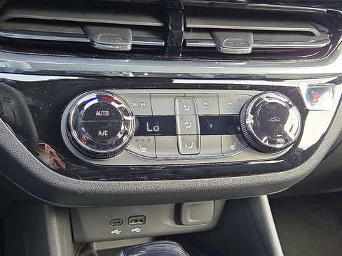 New 2026 Buick Envista Sport Touring w/ Convenience I Package image 18