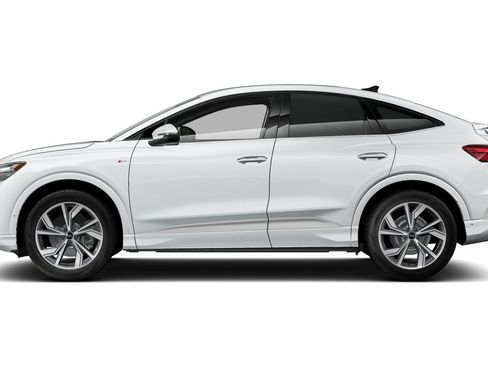 Certified 2023 Audi Q4 e-tron Premium Plus w/ Premium Plus AWD/4WD image 8