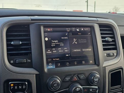 Used 2023 RAM 1500 Express w/ Wheel & Sound Group image 31