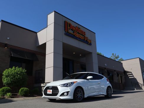 Used 2013 Hyundai Veloster Turbo FWD image 31