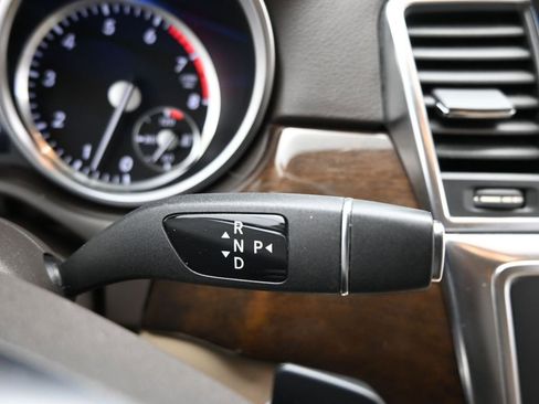 Used 2015 Mercedes-Benz ML 350 ML 350 image 37