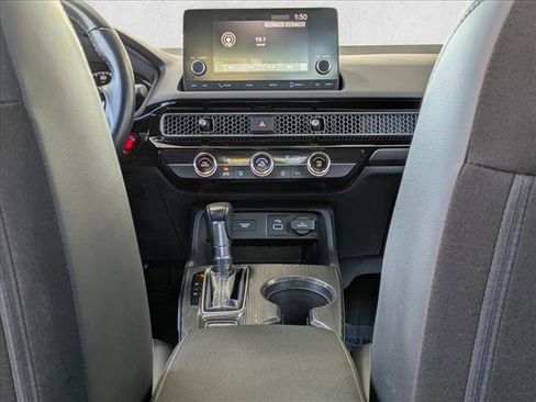 Used 2022 Honda Civic Sport image 16
