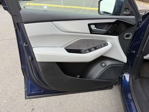 Used 2024 Acura MDX SH-AWD w/ Technology Package image 13
