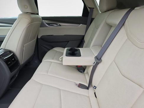Used 2024 Cadillac XT5 Premium Luxury w/ LPO, Floor Liner Package FWD image 24
