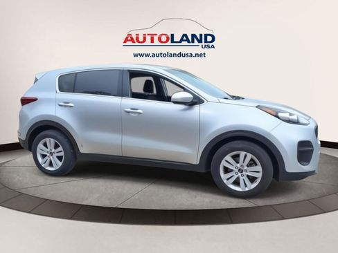 Used 2019 Kia Sportage LX FWD image 4