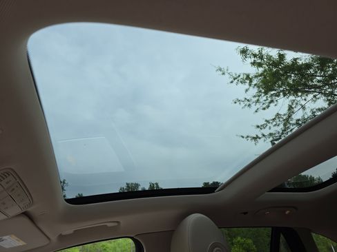 Used 2022 Mercedes-Benz GLC 300 image 28