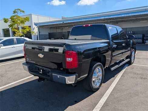 Used 2010 Chevrolet Silverado 1500 LT w/ Regional Value Package image 12