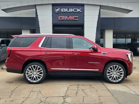 New 2026 GMC Yukon Denali w/ Denali Reserve Package AWD/4WD image 2