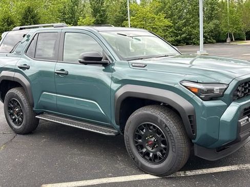 New 2026 Toyota 4Runner TRD Off-Road Premium AWD/4WD image 31
