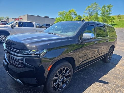 Used 2024 Chevrolet Suburban Premier w/ Max Trailering Package AWD/4WD image 1