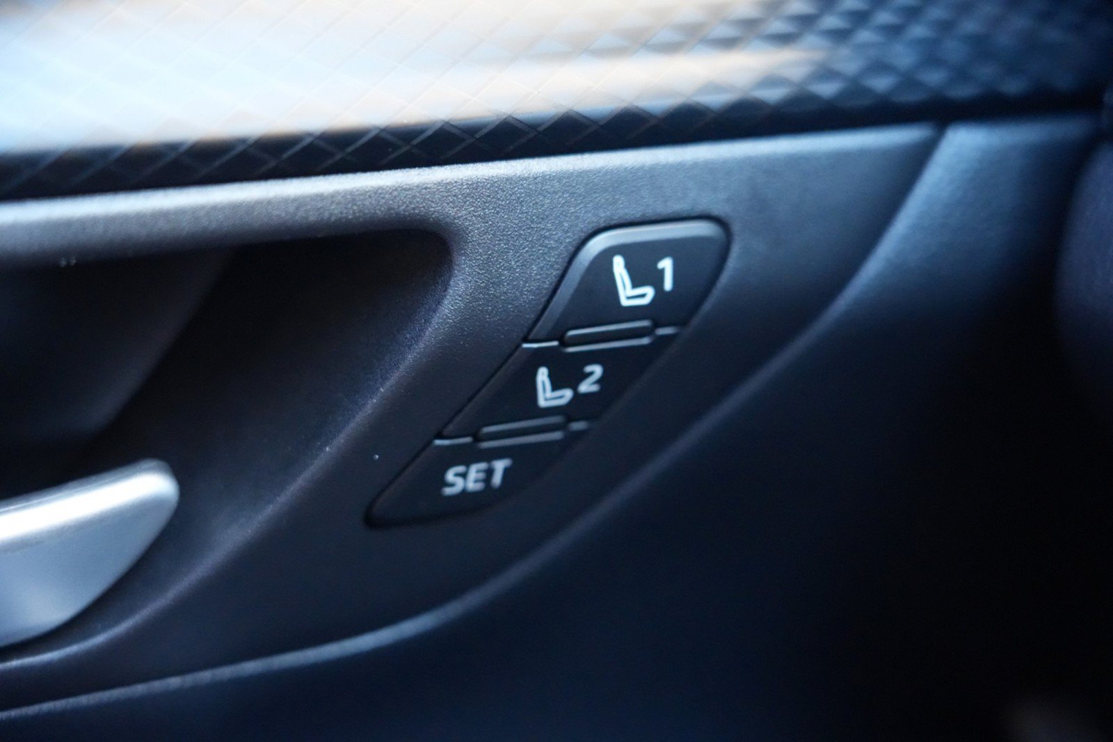 Used 2024 Toyota Grand Highlander AWD Hybrid image 18