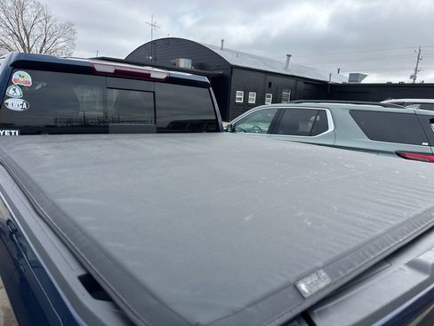 Used 2023 Chevrolet Silverado 1500 LT image 14