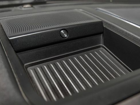 Used 2022 Ford F350 Limited image 29