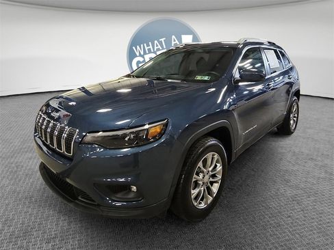 Used 2019 Jeep Cherokee Latitude Plus w/ Cold Weather Group image 8