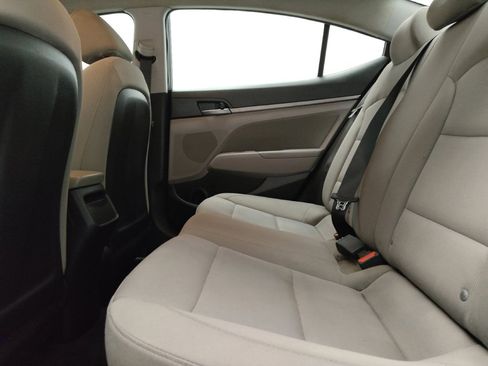 Used 2018 Hyundai Elantra SEL FWD image 18