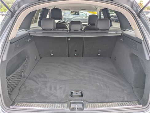 Used 2022 Mercedes-Benz GLC 300 w/ Premium Package Lite image 12