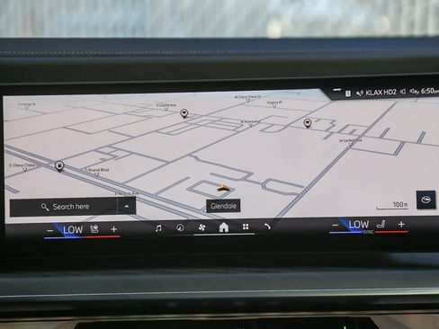 Certified 2025 BMW 740i image 11