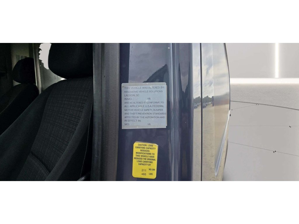 Used 2018 Mercedes-Benz Sprinter 2500 image 29
