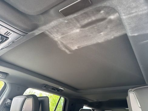 New 2026 GMC Yukon AT4 Ultimate w/ LPO, Floor Liner Package AWD/4WD image 49