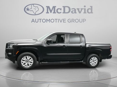 Used 2022 Nissan Frontier SV w/ Technology Package RWD image 5