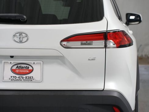 Certified 2024 Toyota Corolla Cross LE image 10