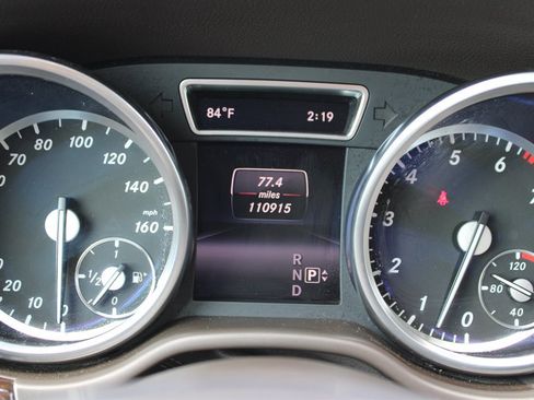 Used 2014 Mercedes-Benz GL 450 4MATIC w/ Appearance Package image 25