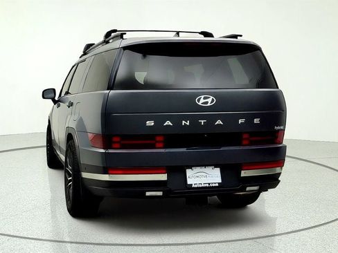 Used 2025 Hyundai Santa Fe Limited FWD image 6