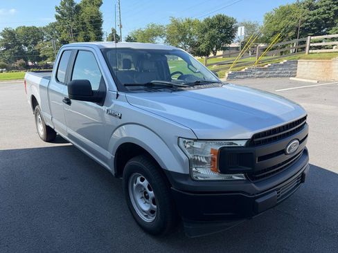 Used 2018 Ford F150 XL w/ Equipment Group 101A Mid RWD image 3