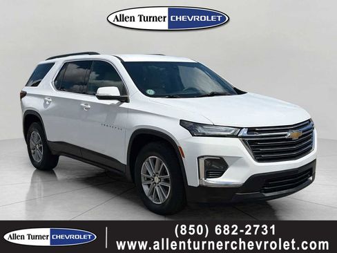 Used 2023 Chevrolet Traverse LT w/ LPO, Cargo Package FWD image 1