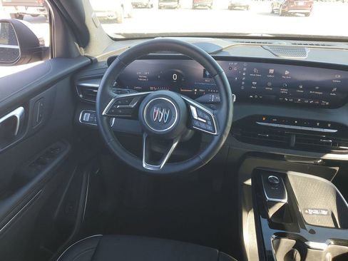 Used 2025 Buick Enclave Preferred image 15