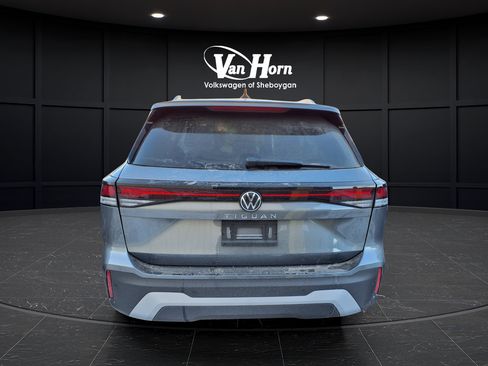 Used 2026 Volkswagen Tiguan S FWD image 49
